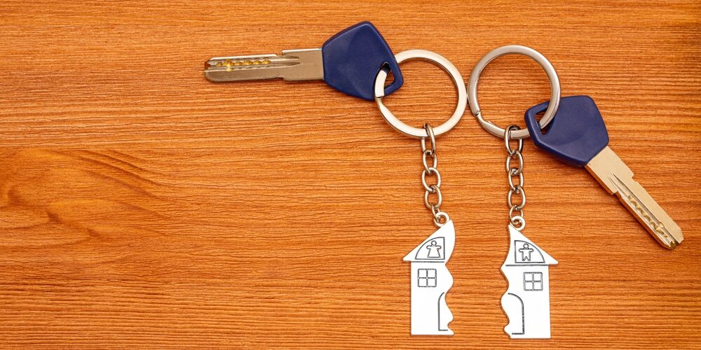 Keys for house after divorce